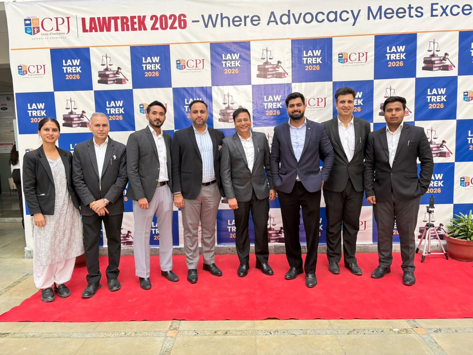 Rashtriya Jagran | LAWTREK 2026: सीपीजे ग्रुप ऑफ इंस्टीट्यूशंस एवं साकेत बार...