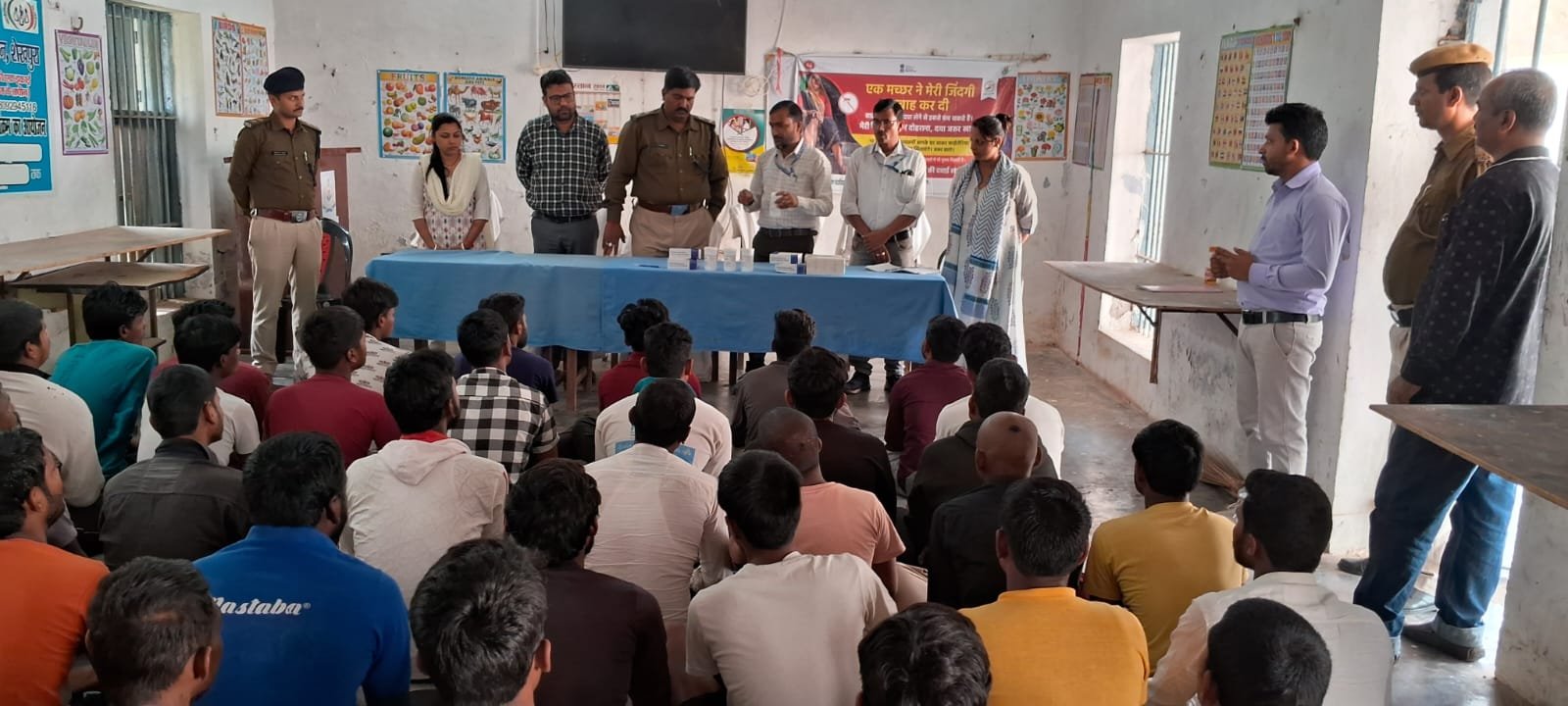Rashtriya Jagran | फाइलेरिया उन्मूलन अभियान के तहत कैदियों को गठित टीम ने...